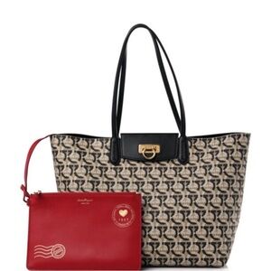 Authentic Salvatore Ferragamo Gancini Tote with pouch #88504S11